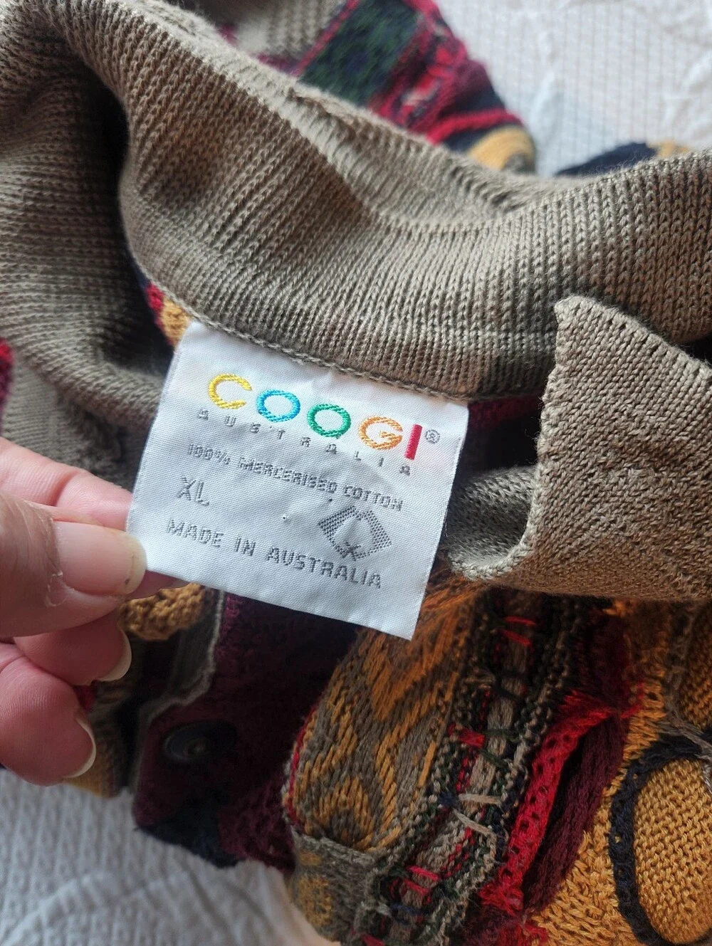 Multicolor Vintage-Style Cable Knit Sweater - Bold Geometric Pattern